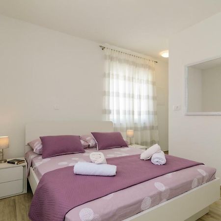 Privat Room Luka Zadar Eksteriør bilde
